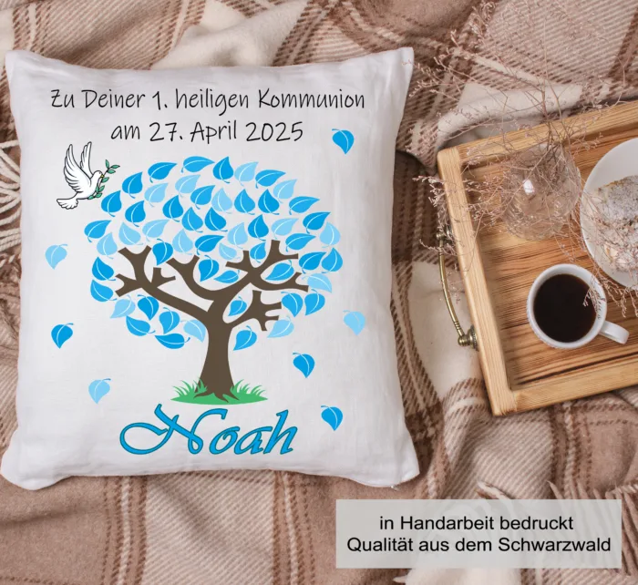 Personalisiertes Kommunion Kissen mit Namen Baum Blau – Bild 2