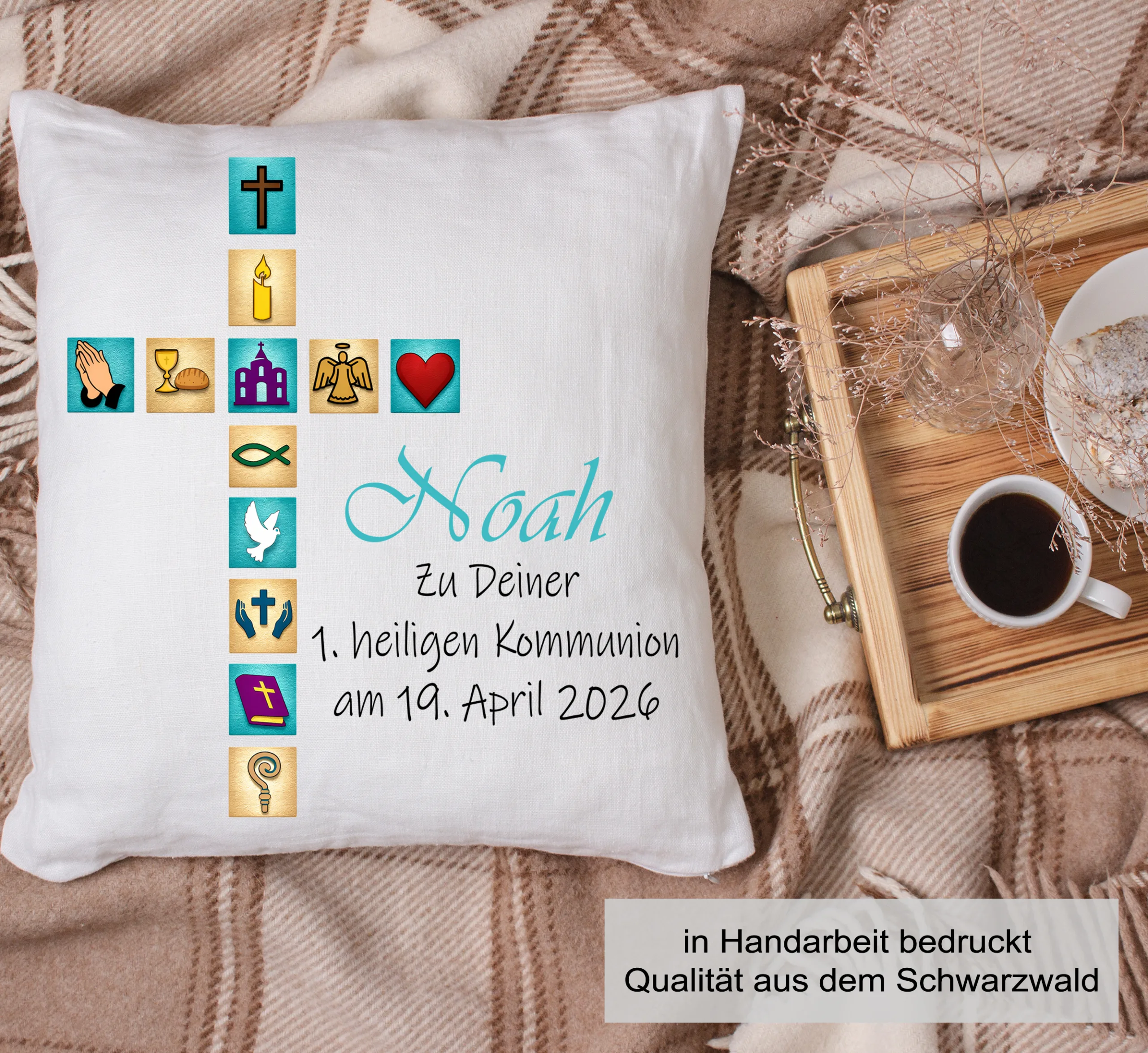 Personalisiertes Kommunion Kissen Kirchen Symbole Türkis mit Namen und Datum – Bild 2