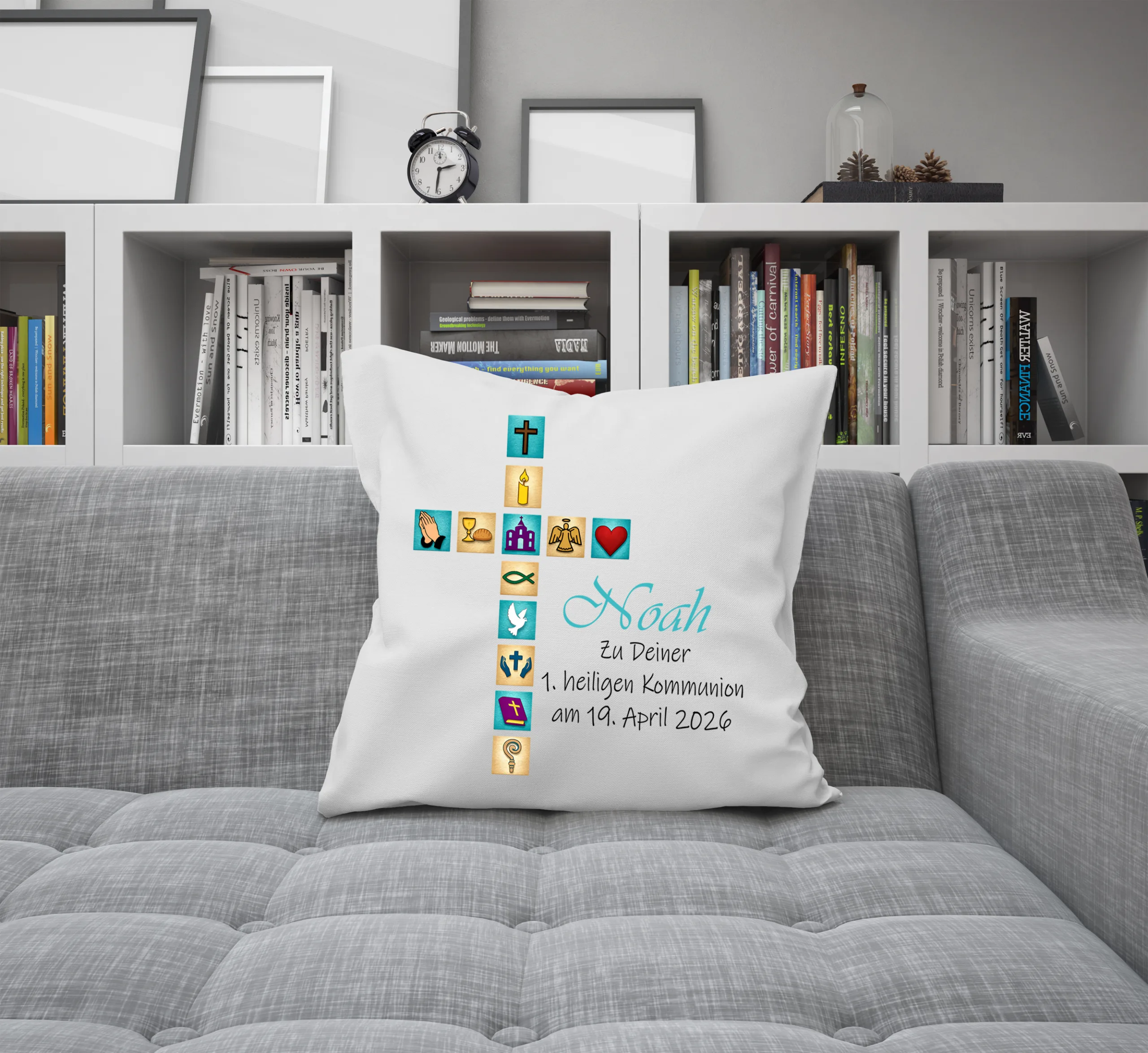 Personalisiertes Kommunion Kissen Kirchen Symbole Türkis mit Namen und Datum – Bild 6