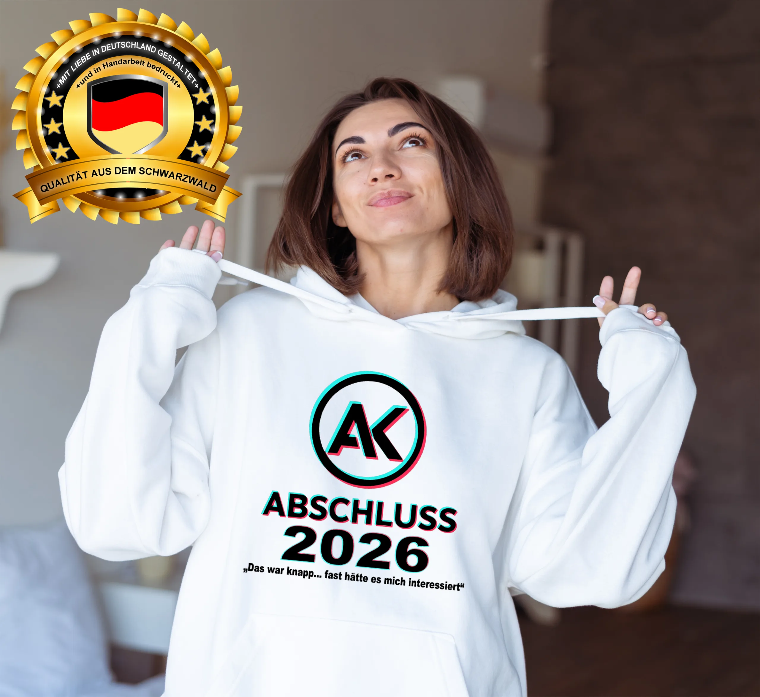 Abschlussklasse Tik Hoodie – Cooler Abi Pullover mit AK Logo – Abschlussklasse Geschenk – Unisex Kapuzenpullover Schulabschluss Hoodie mit Print – Bild 3