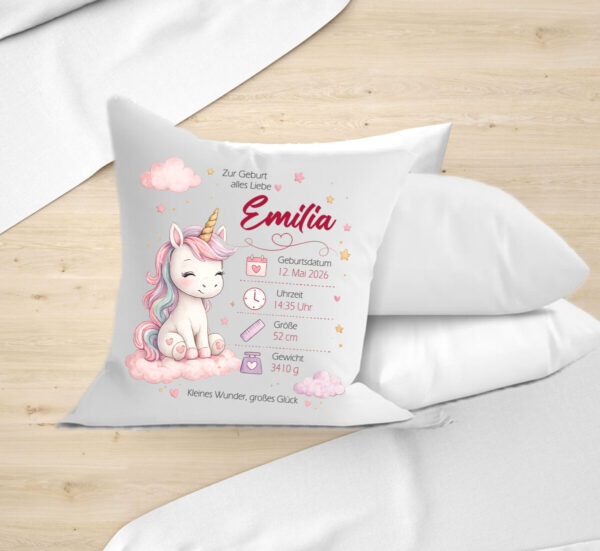 Geburtskissen Maedchen Mit Einem Einhorn Und Geburtsdaten In Einem Kinderbettchen schönen rosa