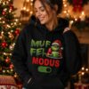 Weihnachtsmuffel_schwarz_schoener Hoodie Mit Geschenkenund Frau