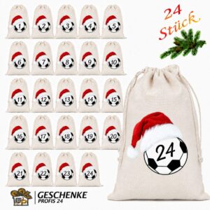 Adventskalender Mit 24 Baumwoll Saeckchen Und Fussballmotiv Im Weihnachtsmannhut Zum Selbstbefuellen