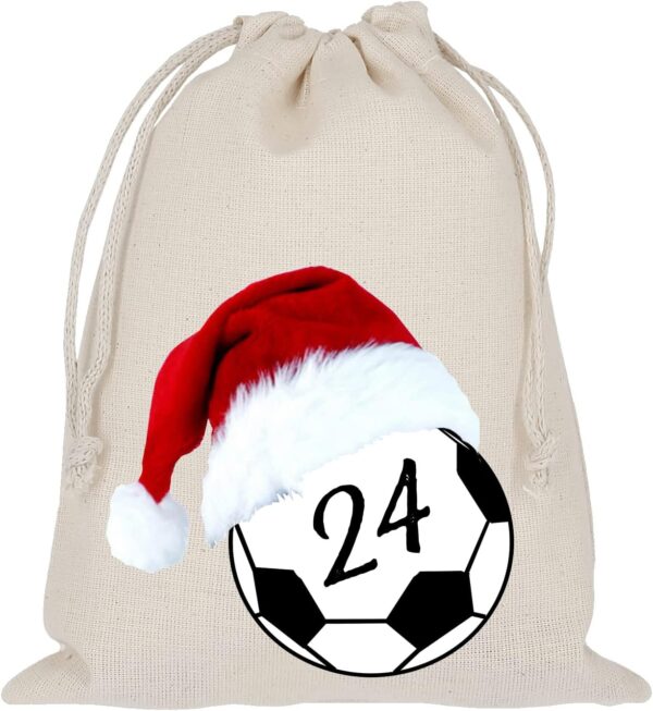 Baumwoll Saeckchen Mit Fussball Im Weihnachtsmannhut Und Zahl 24 Fuer Den Adventskalender